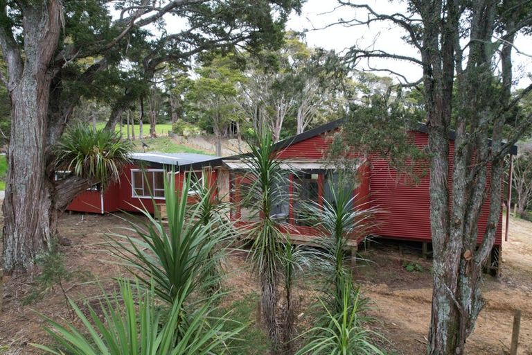 Photo of property in 581 Valley Road, Kaiwaka, 0573