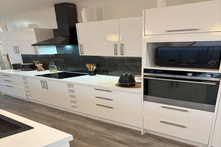 Photo of property in 705 Massey Street, Akina, Hastings, 4122