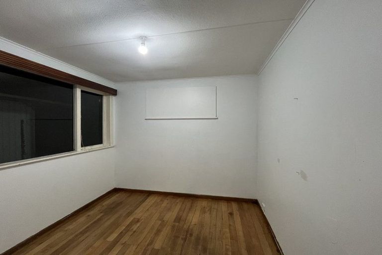 Photo of property in 20 Ribblesdale Road, Henderson, Auckland, 0612