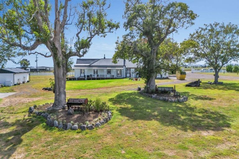 Photo of property in 208 Ngatimaru Road, Tikorangi, Waitara, 4383
