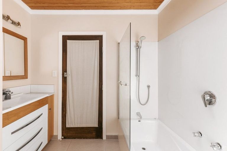 Photo of property in 218 Pohutukawa Avenue, Ohope, 3121