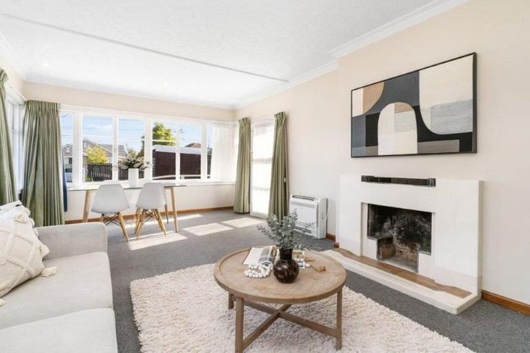 Photo of property in 1/216 Knowles Street, St Albans, Christchurch, 8052