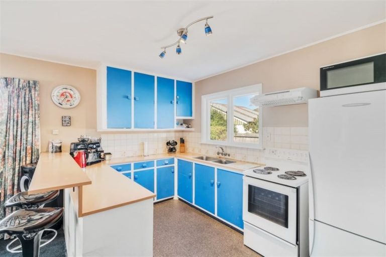 Photo of property in 9 Ariel Place, Aranui, Christchurch, 8061
