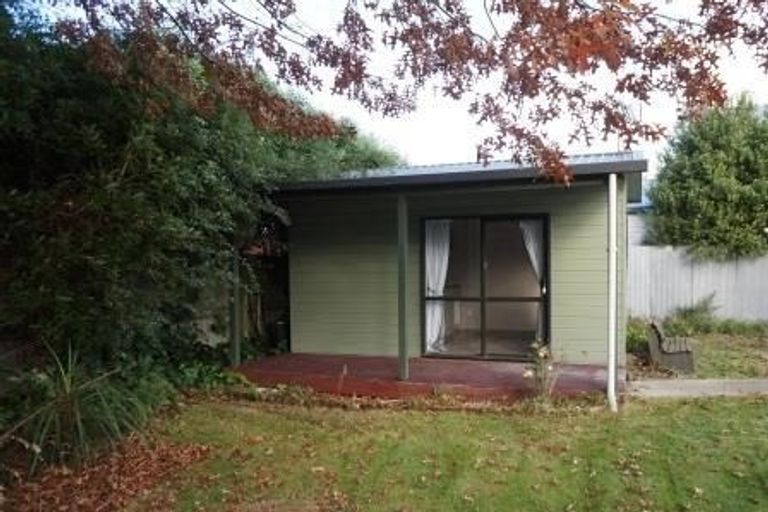 Photo of property in 12 Hegan Place, Rangiora, 7400