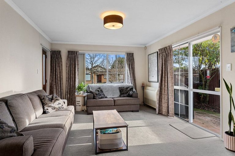 Photo of property in 27 Kintyre Drive, Broomfield, Christchurch, 8042