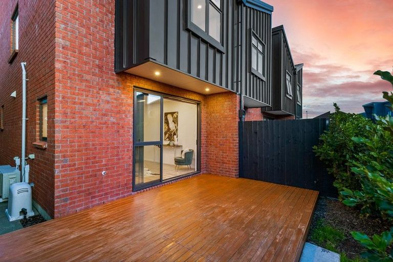 Photo of property in 6 Whakatere Lane, Hobsonville, Auckland, 0616