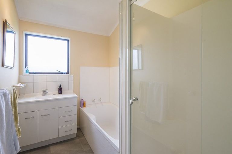 Photo of property in 15c Te Manuao Road, Otaki, 5512