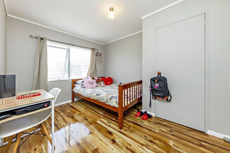 Photo of property in 2/19 Mountfort Street, Manurewa, Auckland, 2102