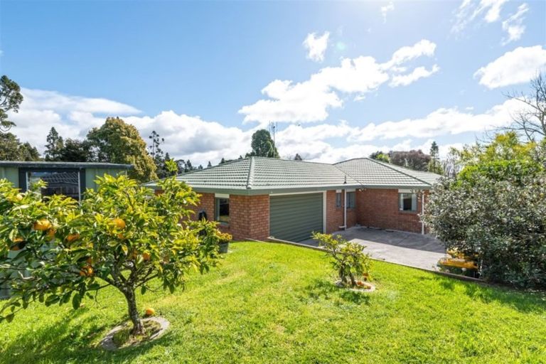 Photo of property in 73a Konini Road, Titirangi, Auckland, 0604