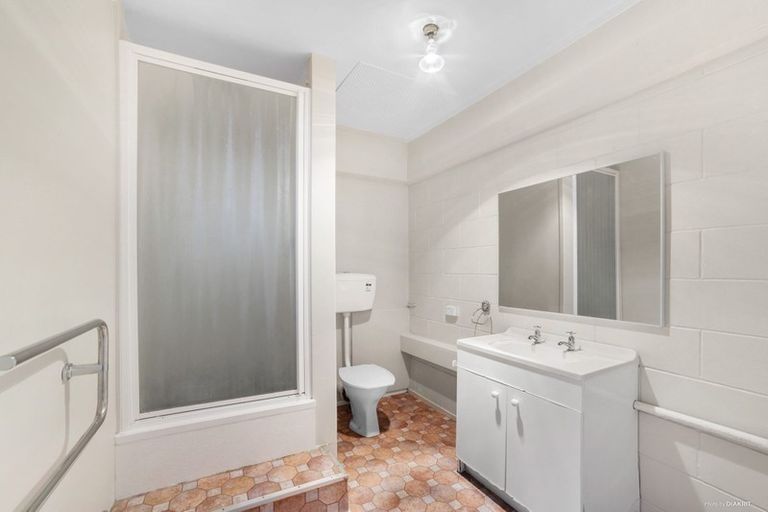 Photo of property in 217 Glamorgan Drive, Torbay, Auckland, 0630