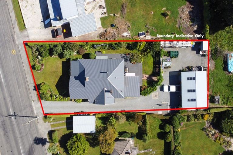 Photo of property in 12 Parsonage Road, Waimate, 7924