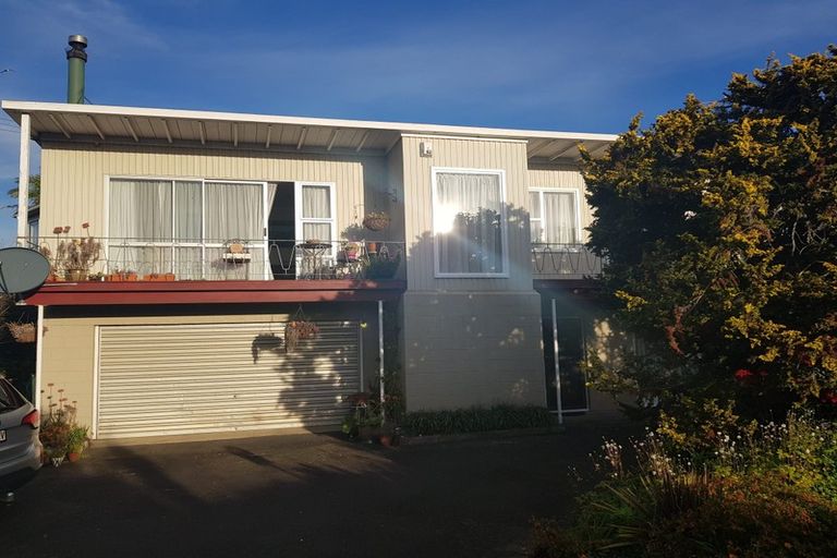 Photo of property in 220 Buckland Road, Mangere East, Auckland, 2024