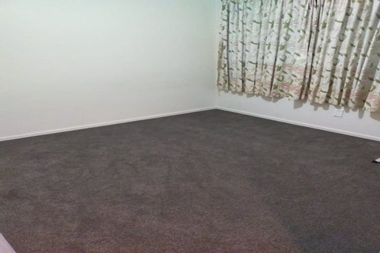 Photo of property in 4/60 Nikau Street, New Lynn, Auckland, 0600