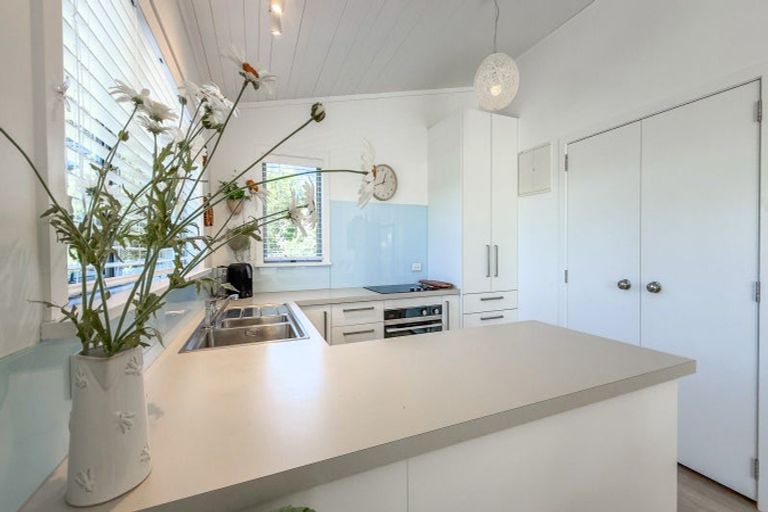 Photo of property in 2a Swordfish Avenue, Whiritoa, Whangamata, 3691