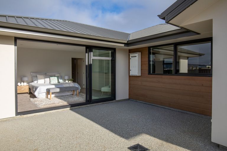 Photo of property in 6 Sequoia Close, Alexandra, 9320