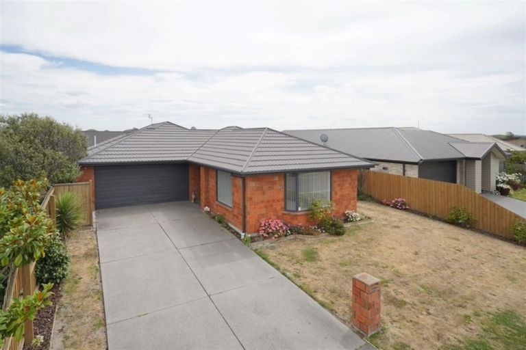 Photo of property in 5 Flaxon Place, Burwood, Christchurch, 8083