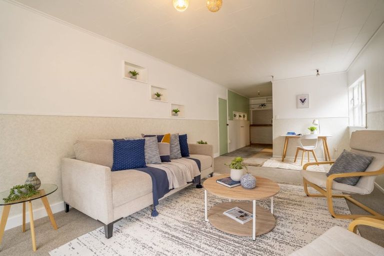 Photo of property in 3 South Street, Tawa, Wellington, 5028