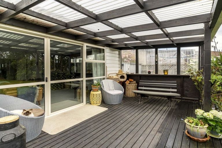 Photo of property in 22 Hargest Crescent, Saint Kilda, Dunedin, 9012