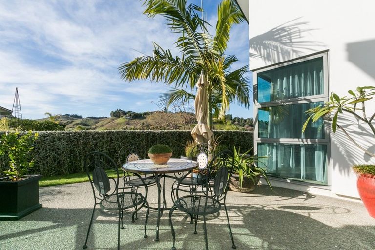 Photo of property in 116 Kent Terrace, Taradale, Napier, 4112