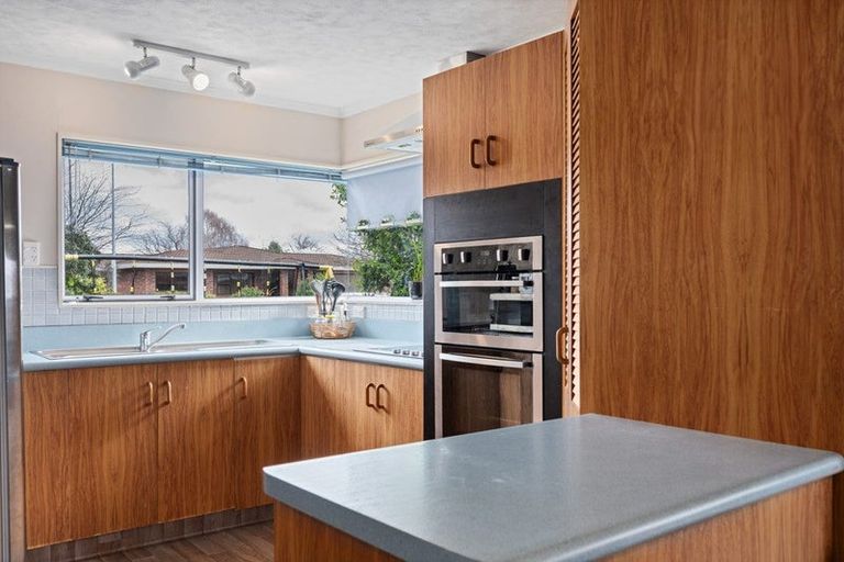 Photo of property in 2 Westhaven Place, Redwoodtown, Blenheim, 7201