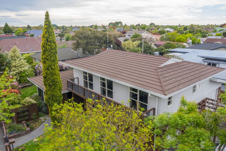 Photo of property in 28 Westmont Street, Ilam, Christchurch, 8041