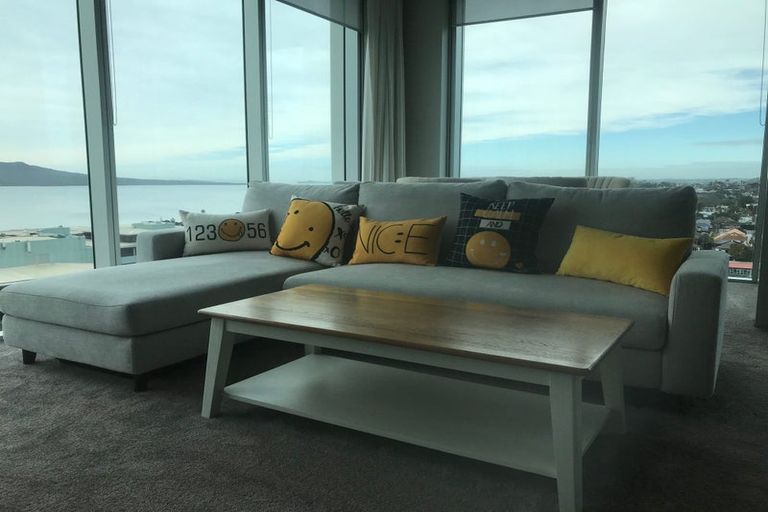 Photo of property in Sentinel Apartments, 1103/3 Northcroft Street, Takapuna, Auckland, 0622