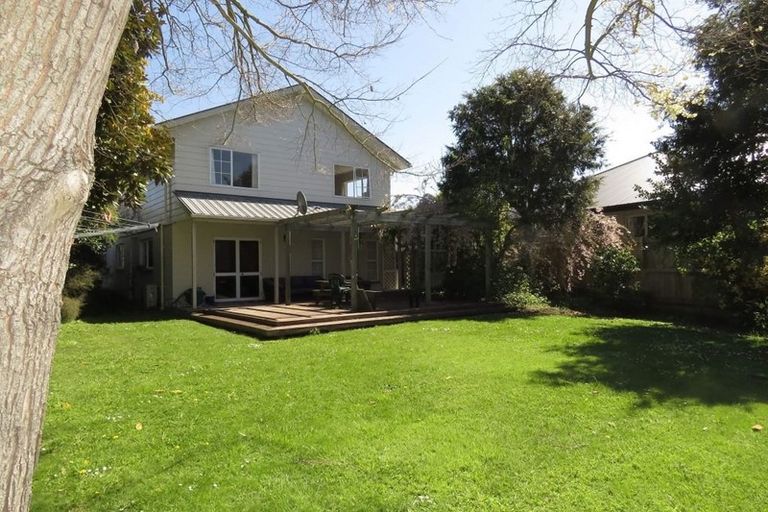 Photo of property in 90 Halberg Street, Dallington, Christchurch, 8061