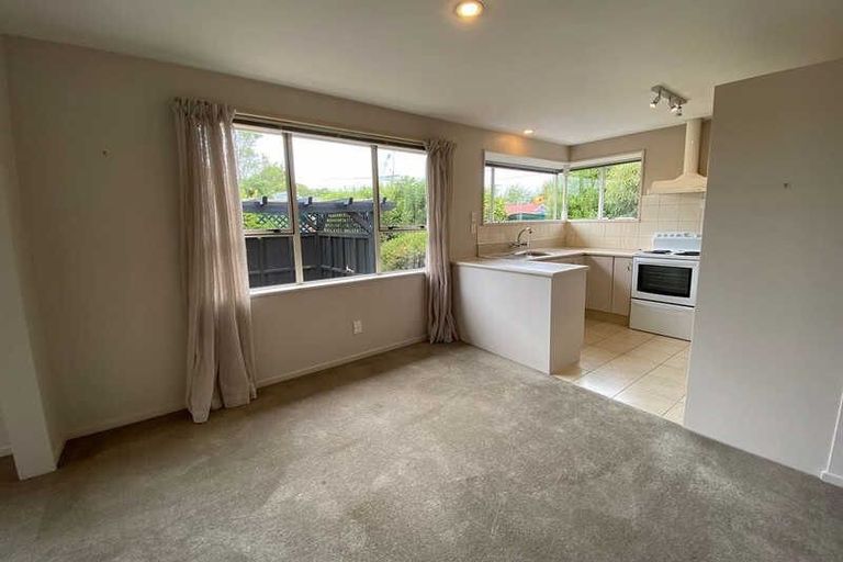 Photo of property in 135 Hawford Road, Opawa, Christchurch, 8023