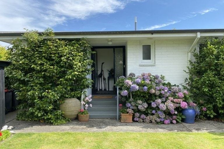 Photo of property in 57 Glandovey Road, Fendalton, Christchurch, 8052