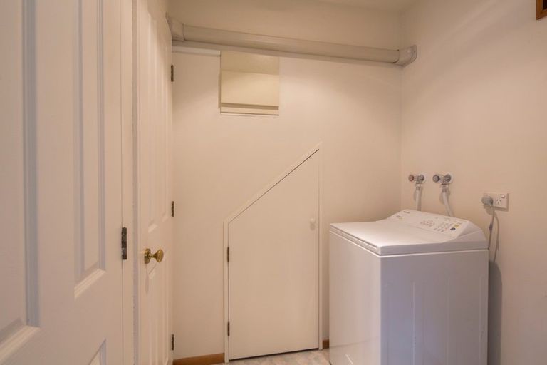 Photo of property in Marina Village, 1/10 Marina Drive, Frankton, Queenstown, 9300