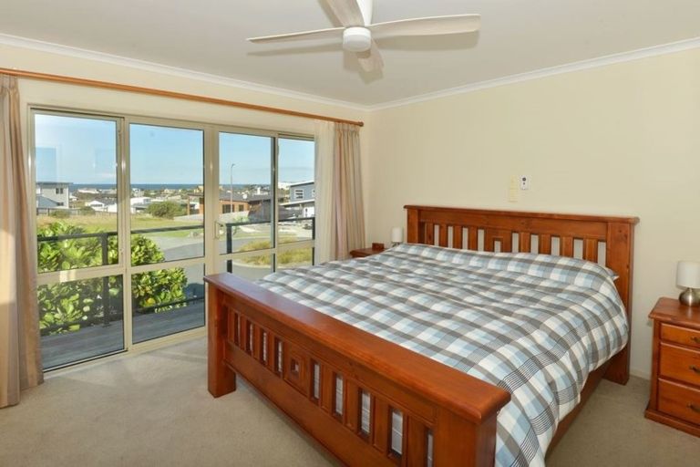 Photo of property in 43 Tuturu View, Ruakaka, 0116