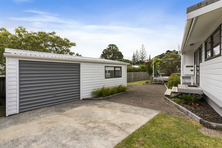 Photo of property in 5 Courtney Close, Pauanui, Hikuai, 3579
