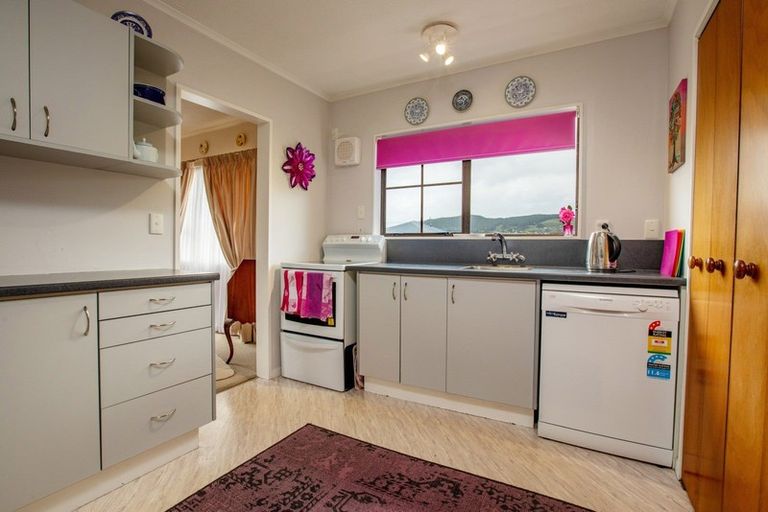 Photo of property in 85b Oxford Street, Tawa, Wellington, 5028