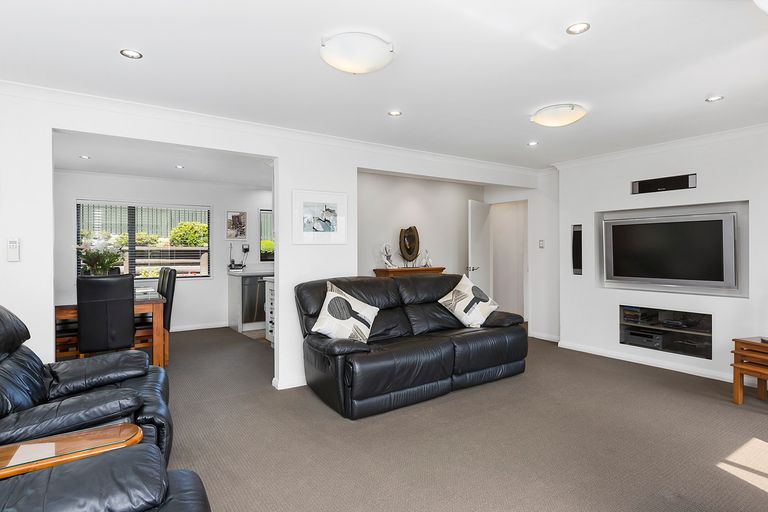 Photo of property in 5 Beverley Place, Waverley, Dunedin, 9013