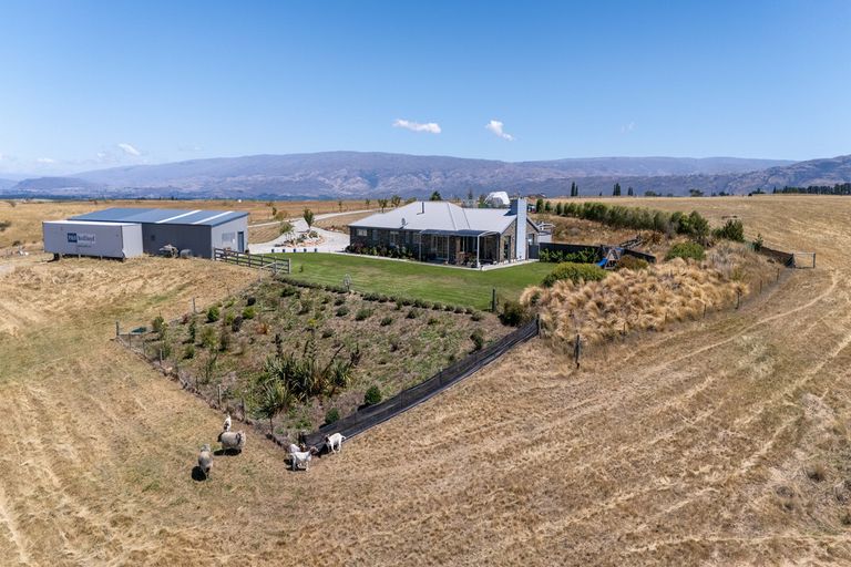 Photo of property in 196 Nelsen Ridge Road, Waikerikeri, Alexandra, 9393