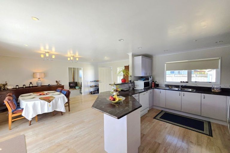 Photo of property in 15 Mckay Crescent, Dargaville, 0310