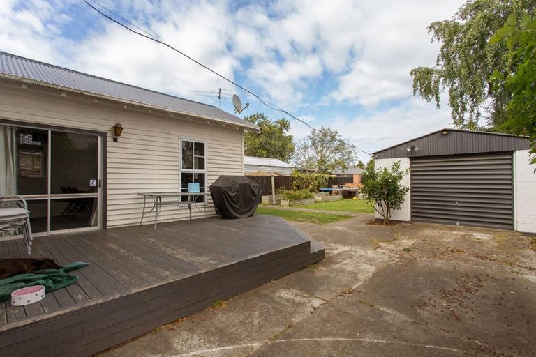 Photo of property in 19 North Parade, Richmond, Christchurch, 8013