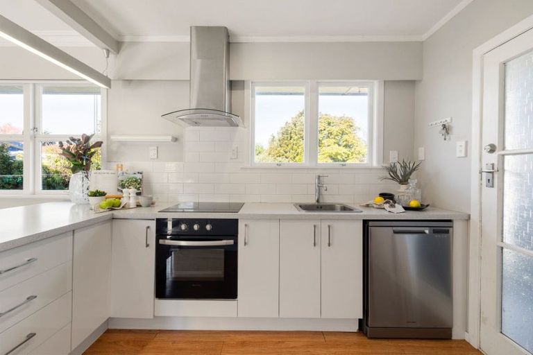 Photo of property in 22a Duncan Road, St Andrews, Hamilton, 3200