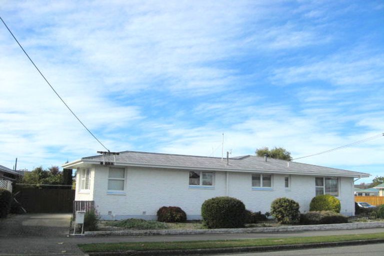 Photo of property in 1/26 Craven Street, Sockburn, Christchurch, 8042