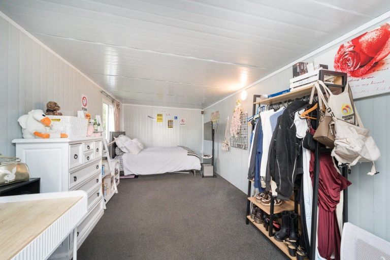 Photo of property in 124 Tremaine Avenue, Westbrook, Palmerston North, 4412