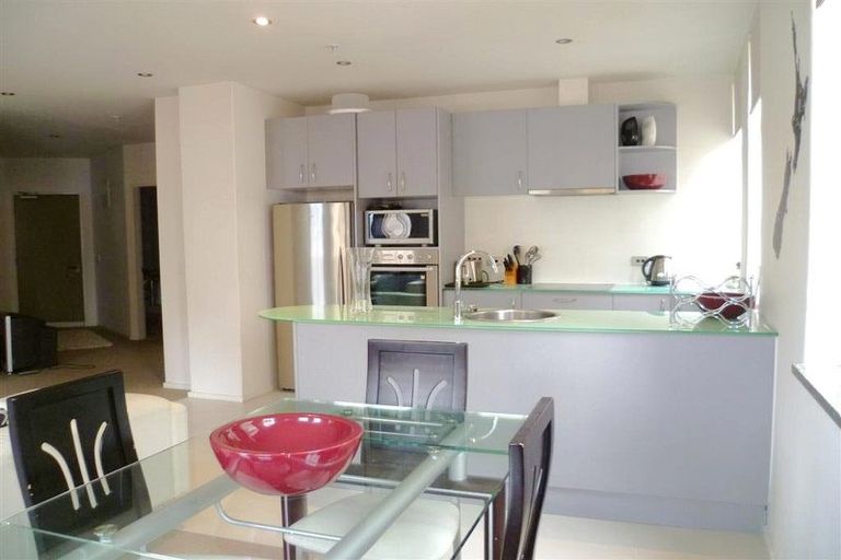 Photo of property in The Quay, 8/332a2 Lambton Quay, Wellington Central, Wellington, 6011