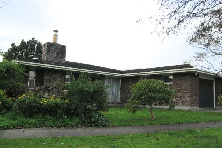 Photo of property in 92 Clifton Terrace, Fitzherbert, Palmerston North, 4410