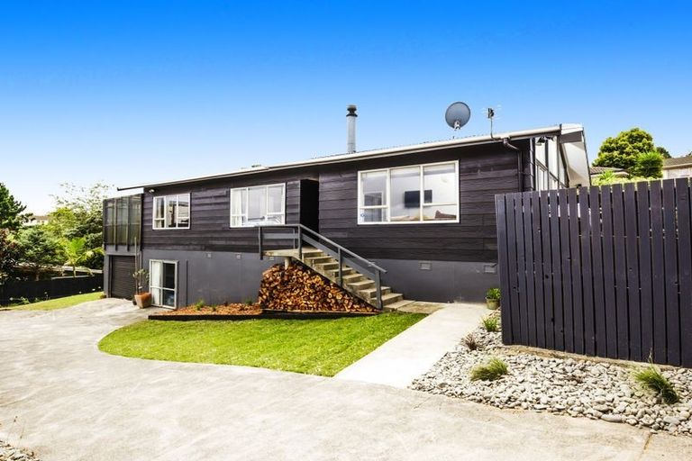 Photo of property in 39 Redwood Drive, Massey, Auckland, 0614