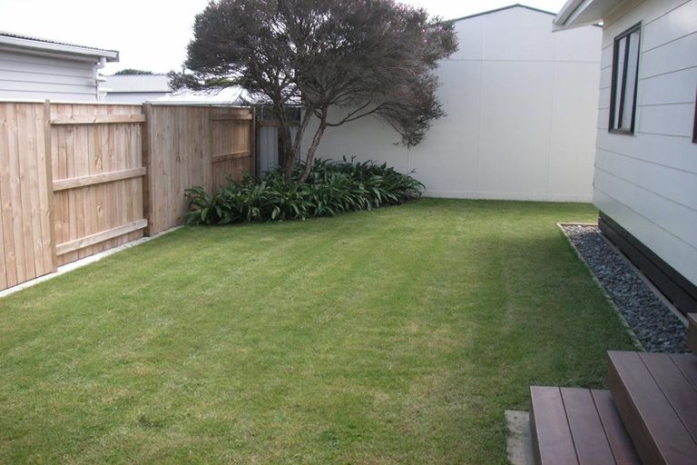 Photo of property in 63 Hillcrest Drive, Kelvin Grove, Palmerston North, 4414