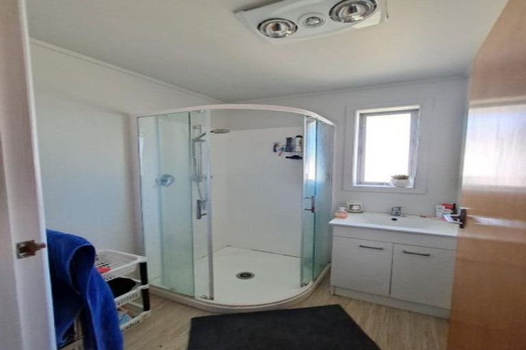 Photo of property in 1/183 Seaview Road, Westown, New Plymouth, 4310