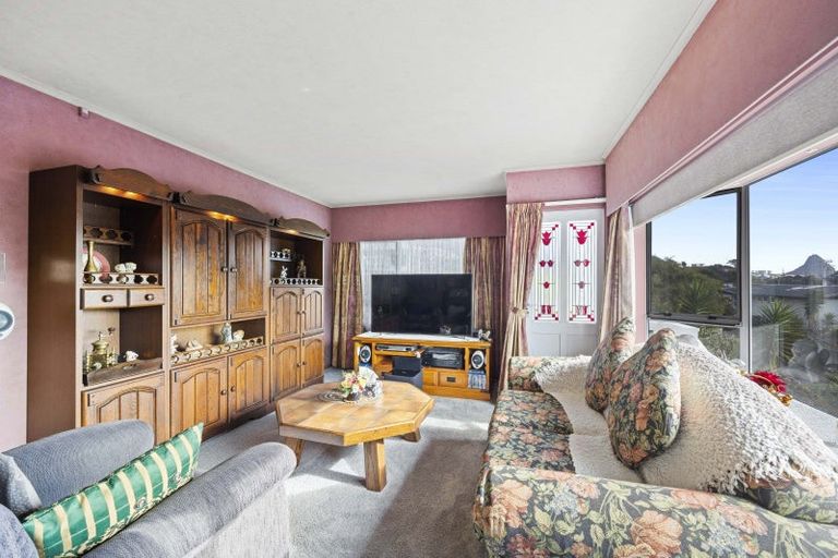 Photo of property in 1/422 Devon Street West, Lynmouth, New Plymouth, 4310