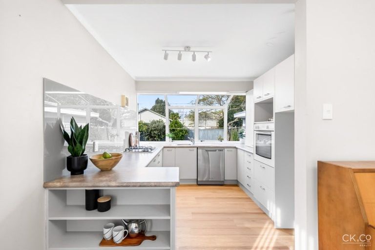 Photo of property in 19 Moa Street, Alicetown, Lower Hutt, 5010