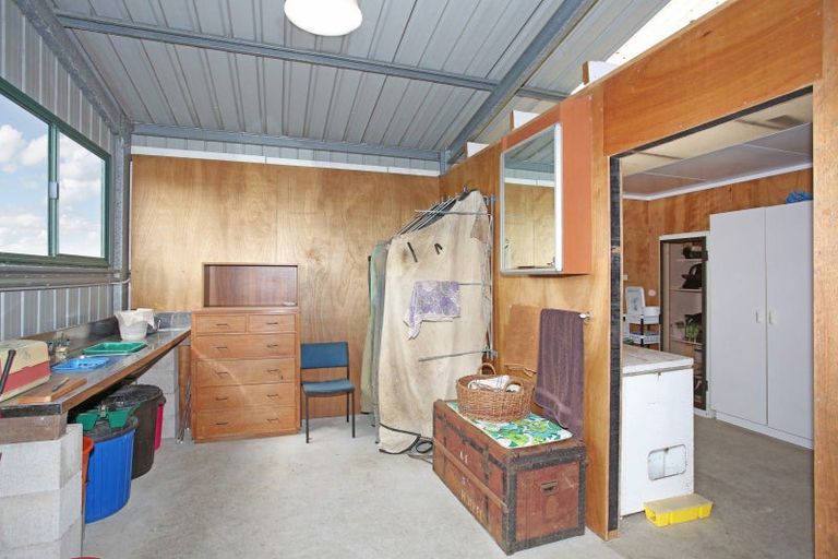 Photo of property in 225 Laing Road, Karaka, Papakura, 2580