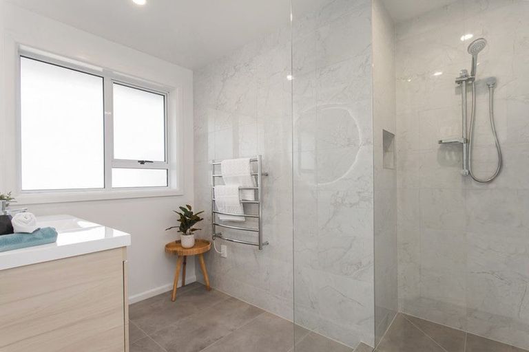 Photo of property in 14 Ron Place, Bishopdale, Christchurch, 8051