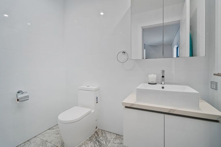 Photo of property in 16/6 The Marina, Tairua, 3508